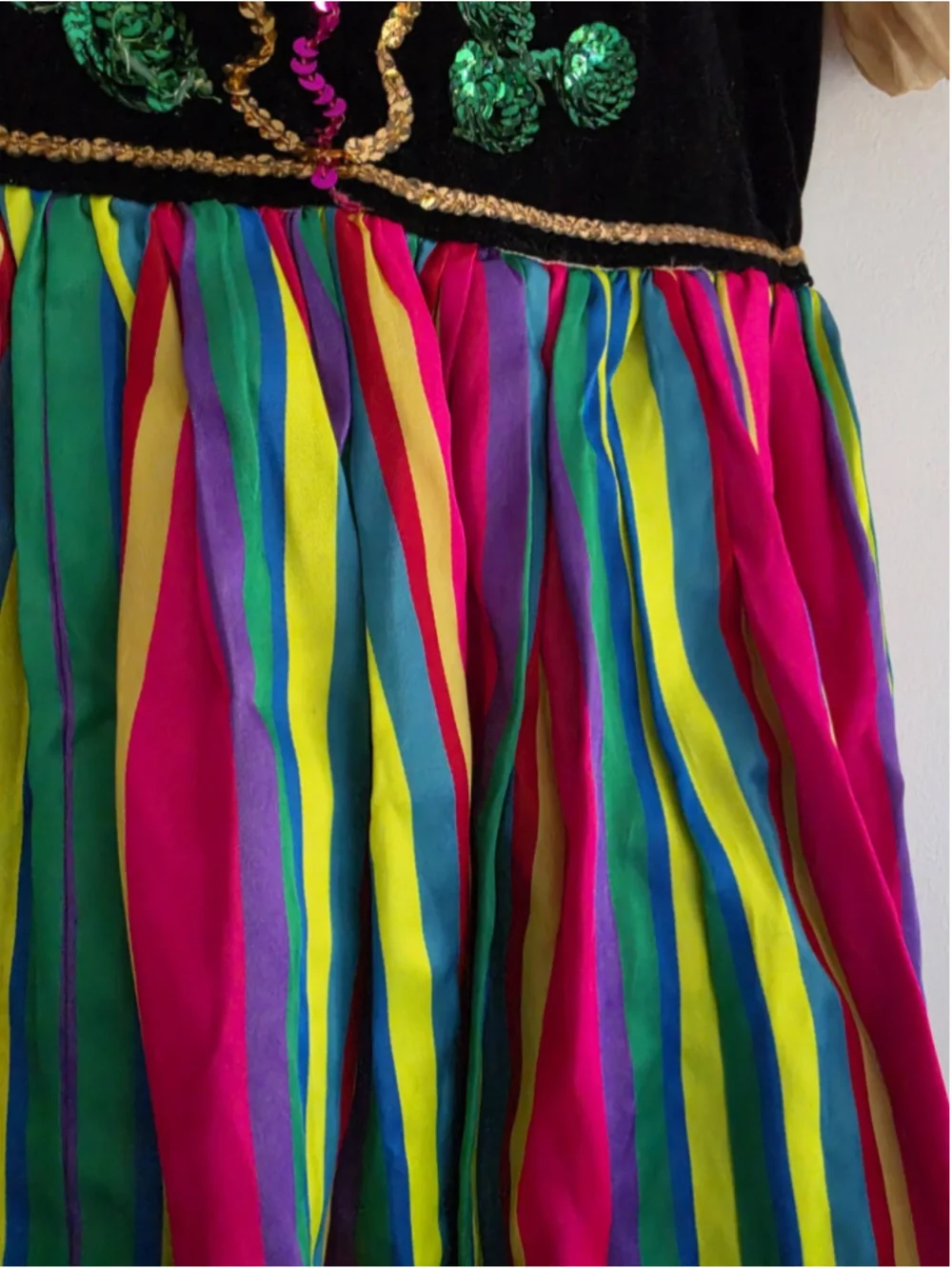 Vintage FAO Schwarz Star Costumes Girls Folk Dress Sequin Striped Size 14 Rare